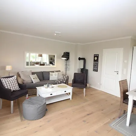 House Reetdachhaus House 2 *