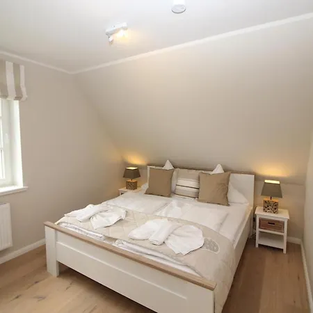 House Reetdachhaus House 2 Tatil Evi Tating
