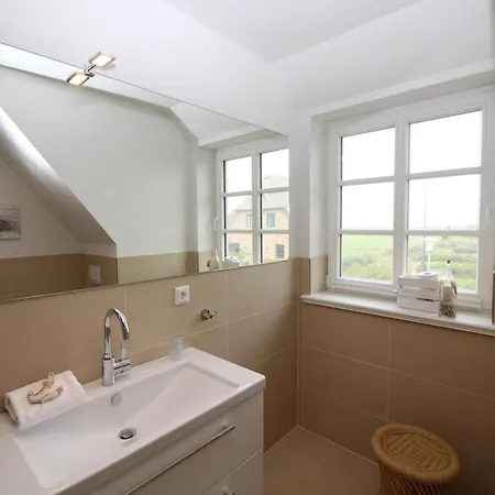 House Reetdachhaus House 2 *