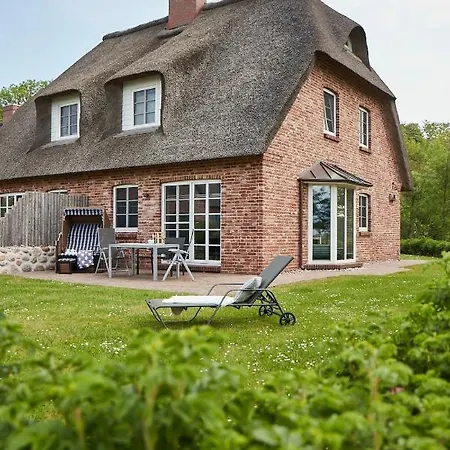 House Reetdachhaus House 2 *