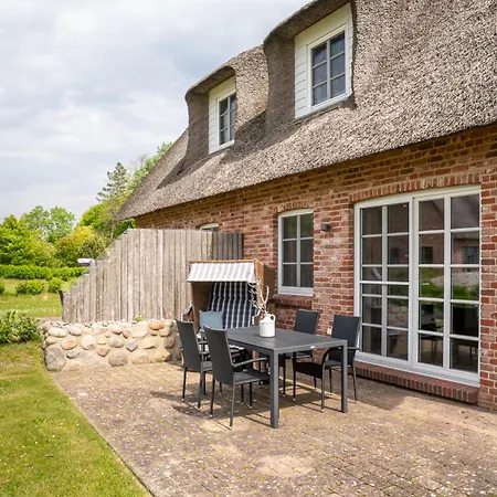 House Reetdachhaus House 2 Vakantiehuis *